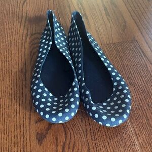 Navy Polka Dot Women's Ballet Flats